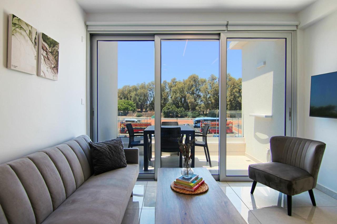 Phaedrus Living - Seaside Executive Flat Harbour 207 Apartman Paphos Kültér fotó