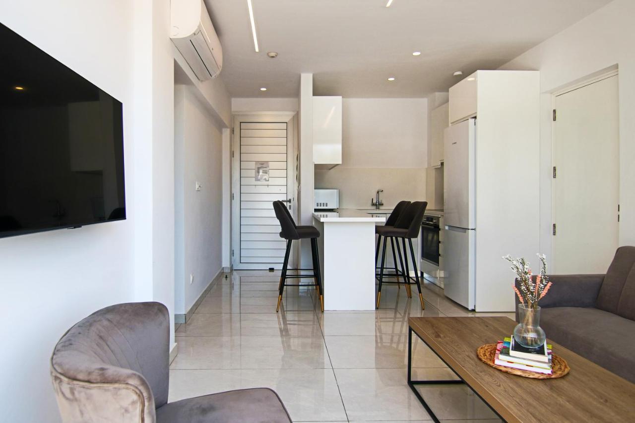 Phaedrus Living - Seaside Executive Flat Harbour 207 Apartman Paphos Kültér fotó